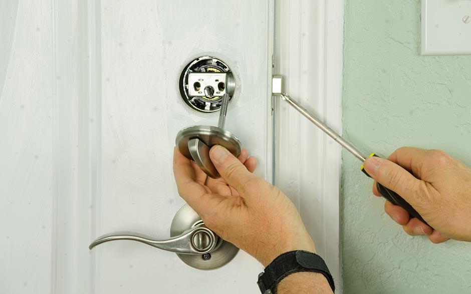  changer serrure porte blindée Vak Saint-Denis